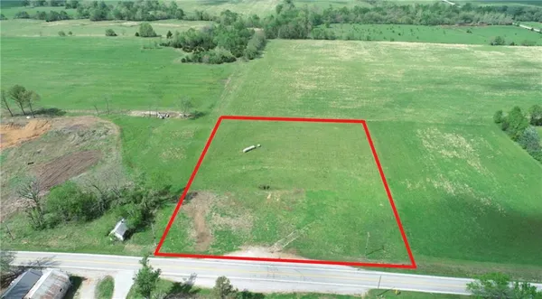 $49,500 | 6777 East 32nd Highway, Stockton, MO 65785