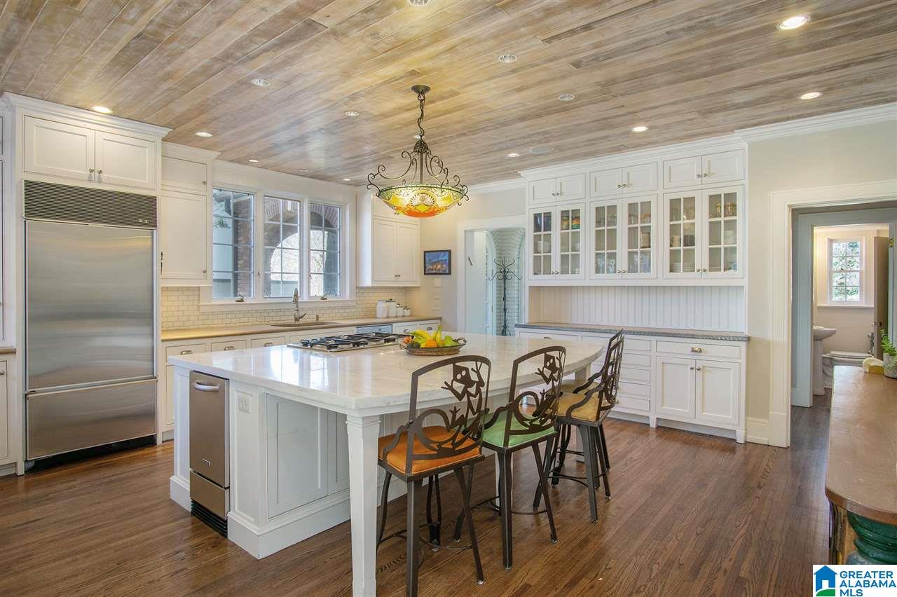 818 Essex Road Birmingham, AL 35222 - Photo 9 of 37