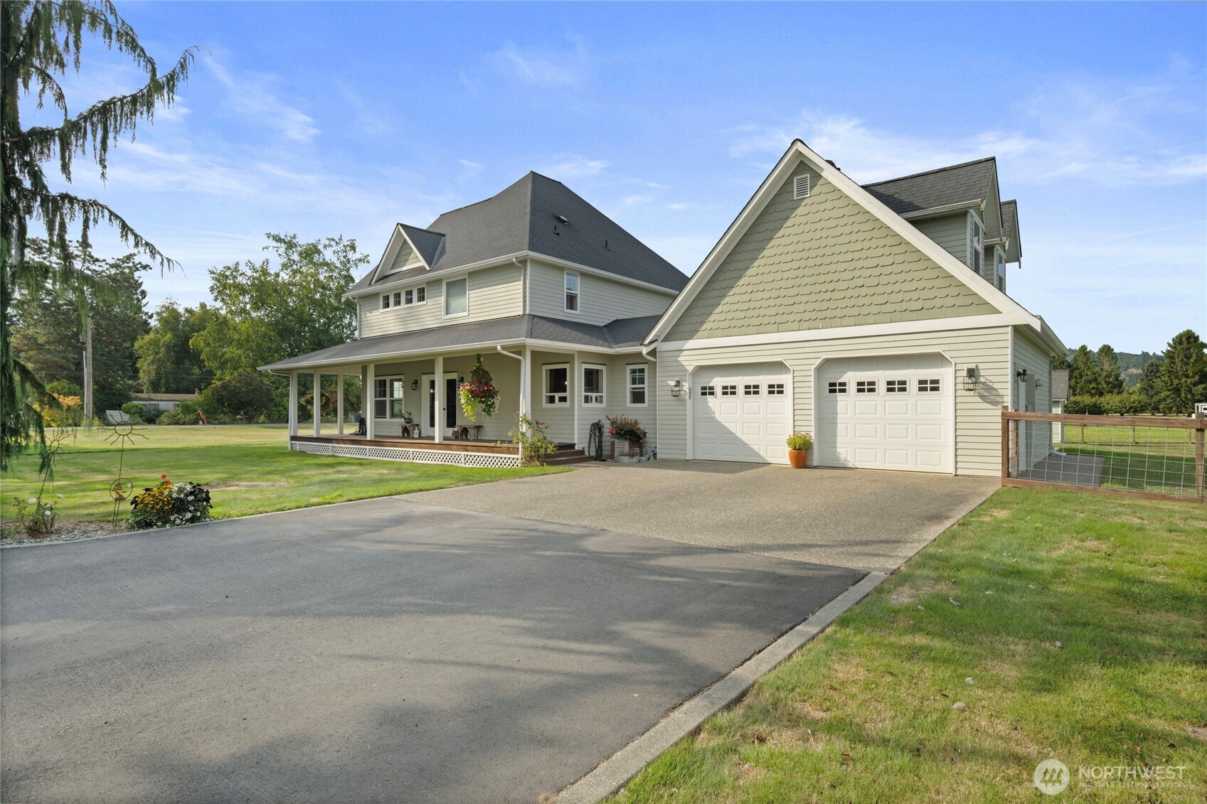 9177 Collins Road Sedro-Woolley, WA 98284 - Photo 2 of 38