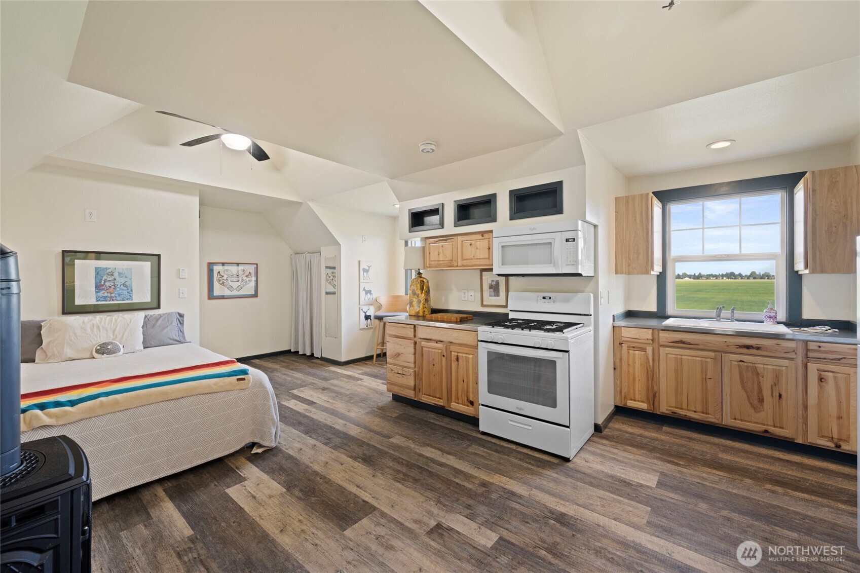 9177 Collins Road Sedro-Woolley, WA 98284 - Photo 28 of 38