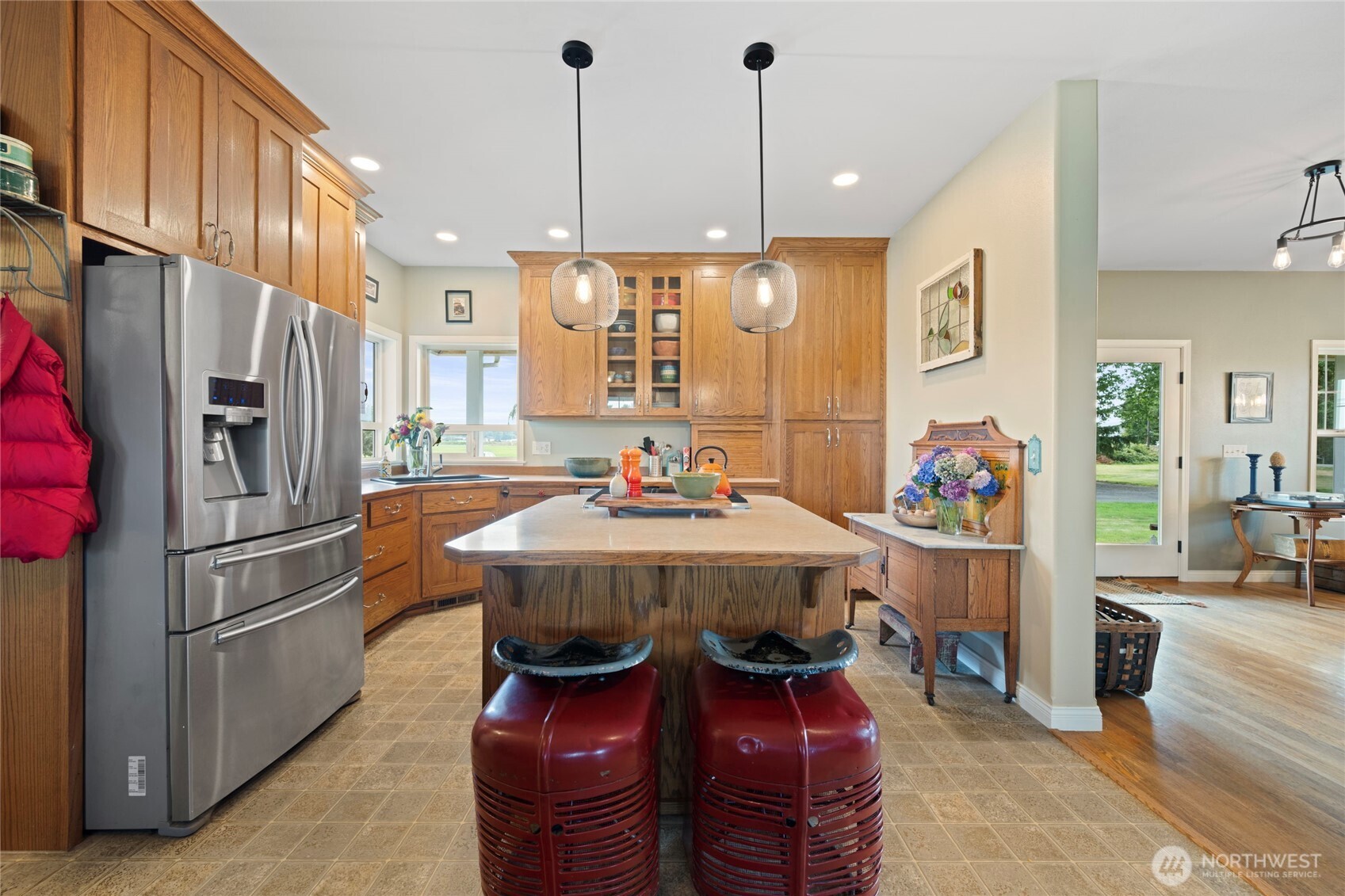 9177 Collins Road Sedro-Woolley, WA 98284 - Photo 5 of 38