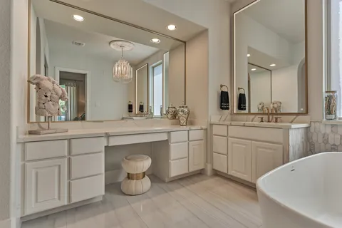 $1,185,000 | 134 Monterrey Bend, Montgomery, TX 77316