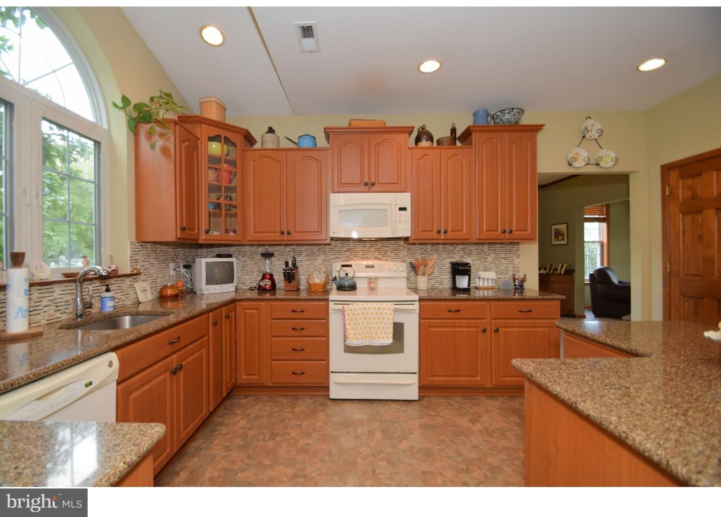15 Voudy Road Telford, PA 18969 - Photo 7 of 25