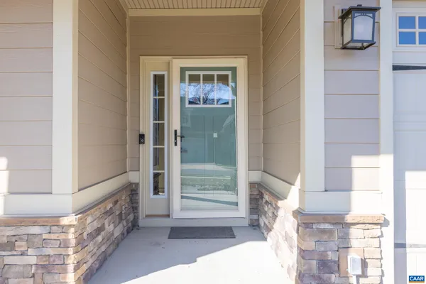 a view of an outdoor space