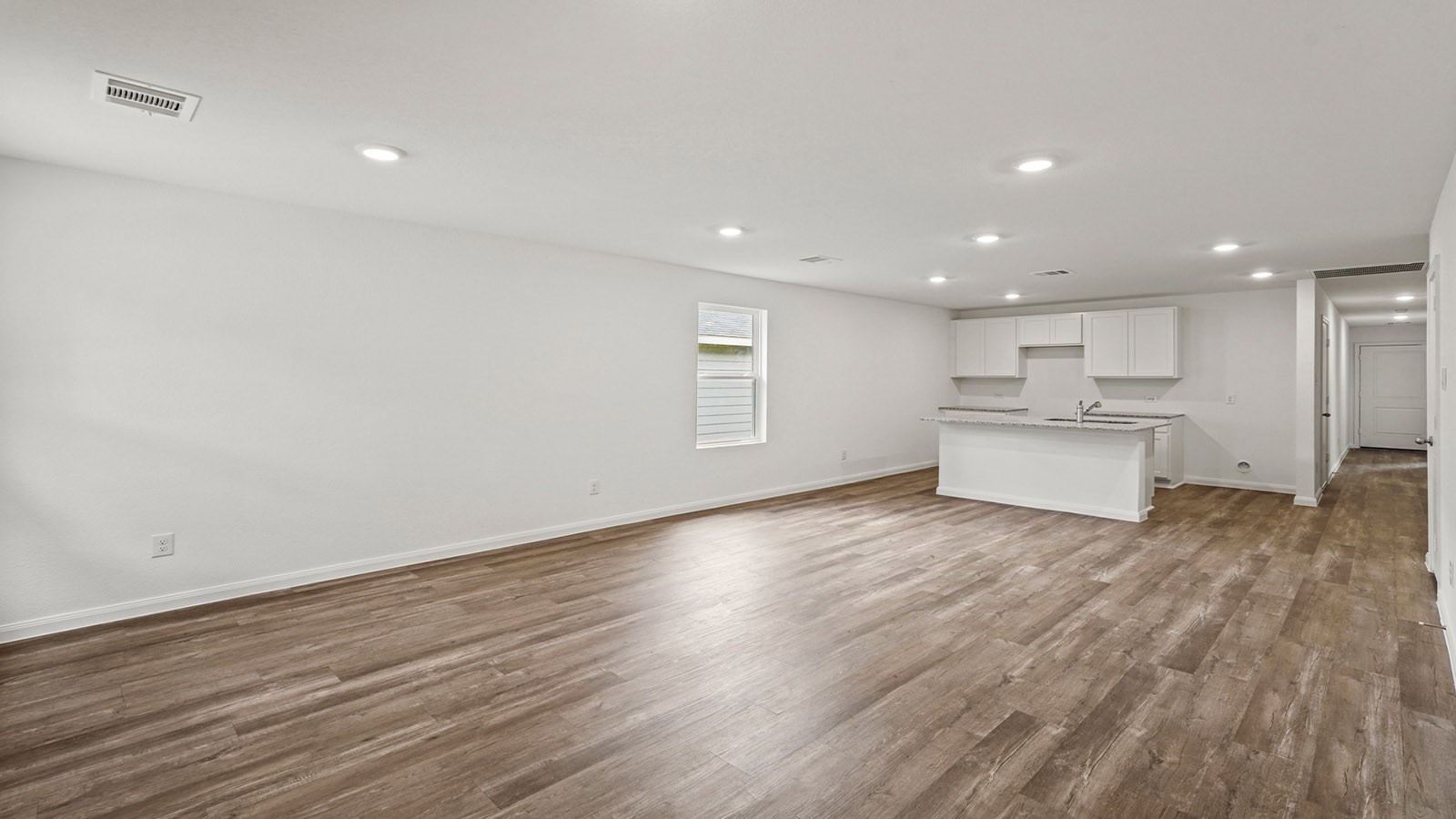 12327 McCrorey Trails Court Conroe, TX 77303 - Photo 11 of 34