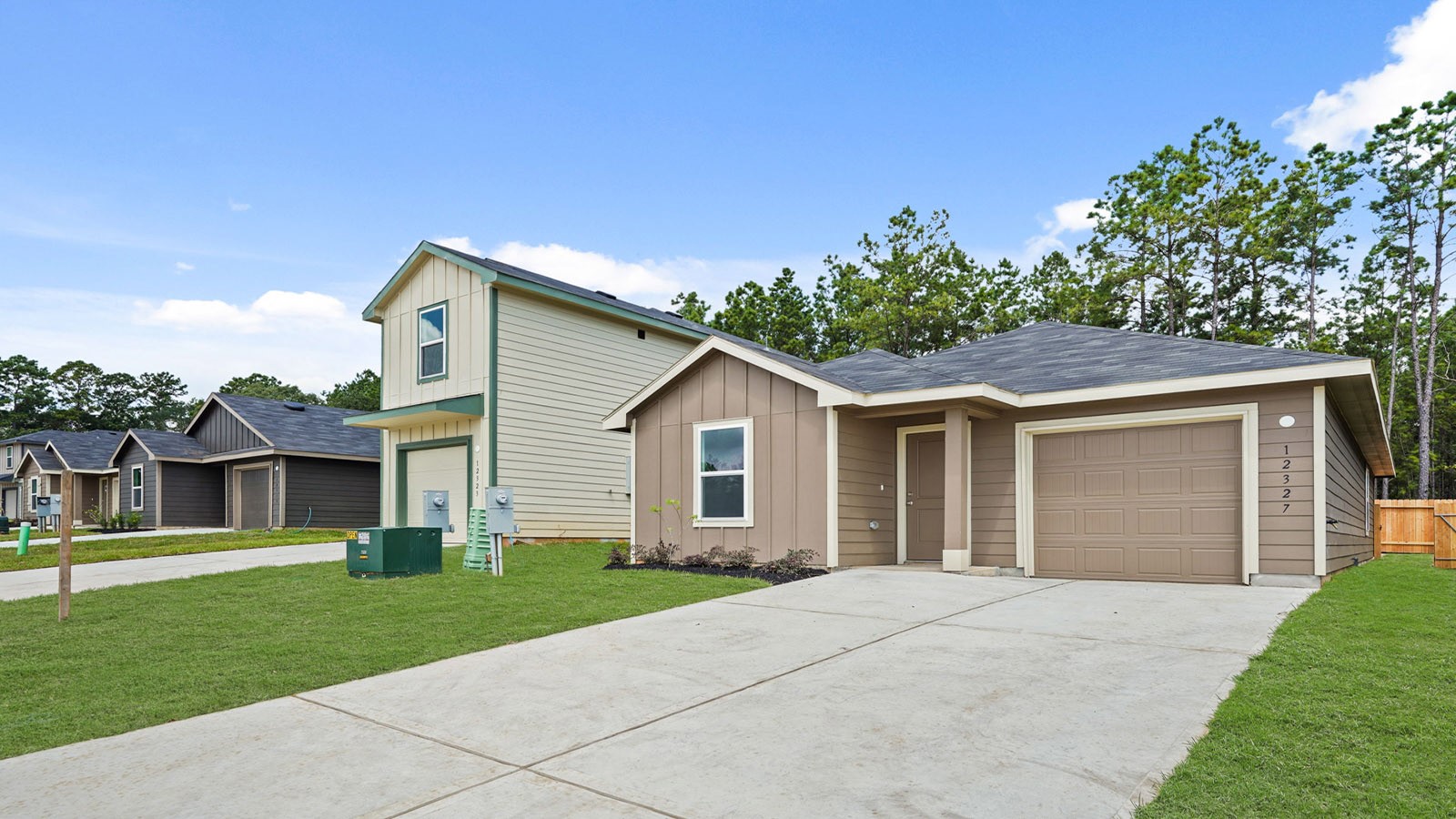 12327 McCrorey Trails Court Conroe, TX 77303 - Photo 2 of 34