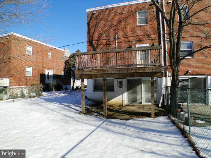 424 Rennard Street Philadelphia, PA 19116 - Photo 21 of 25 View in Back