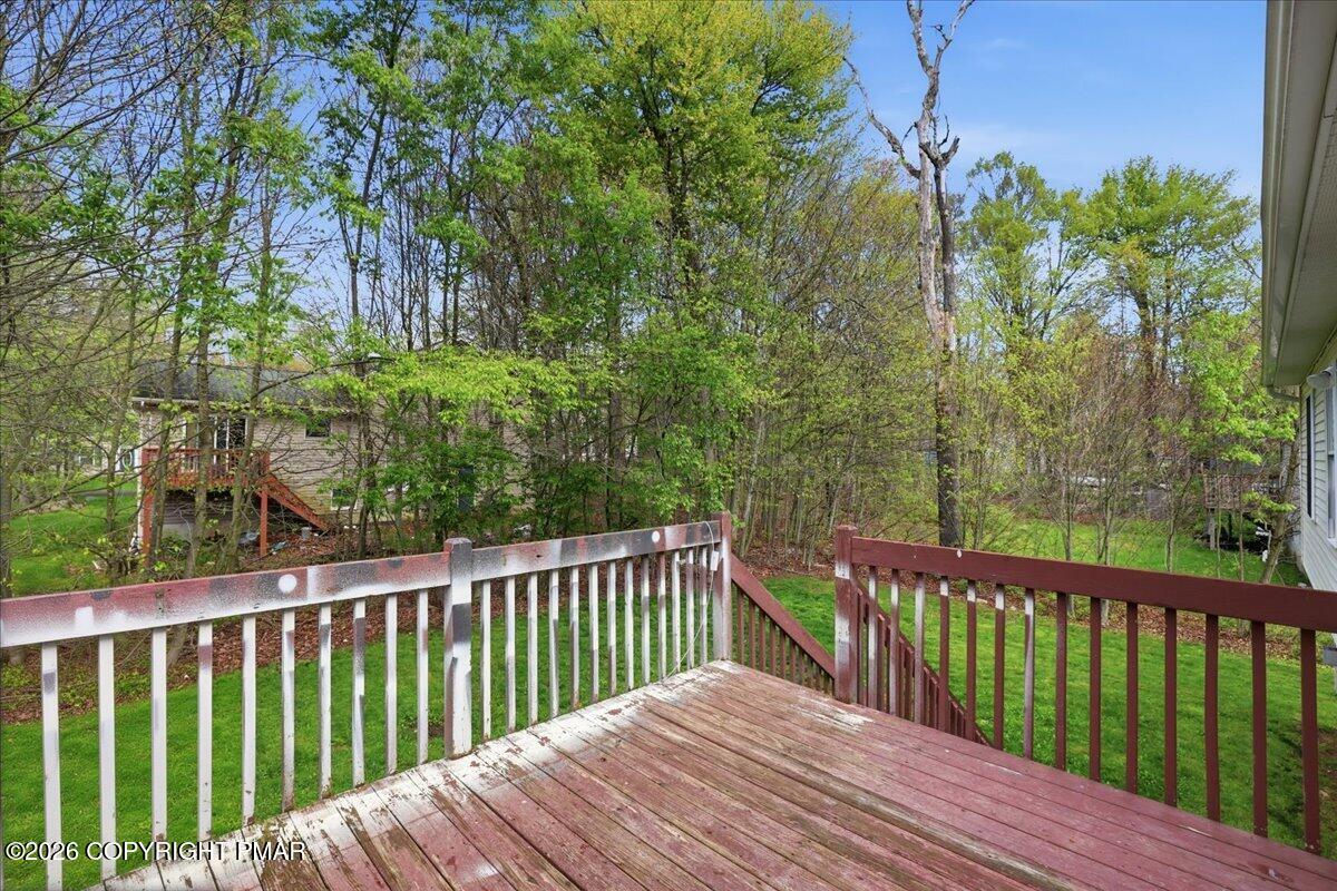 2108 Freedom Way Pocono Summit, PA 18346 - Photo 76 of 92 077-078_847A4084