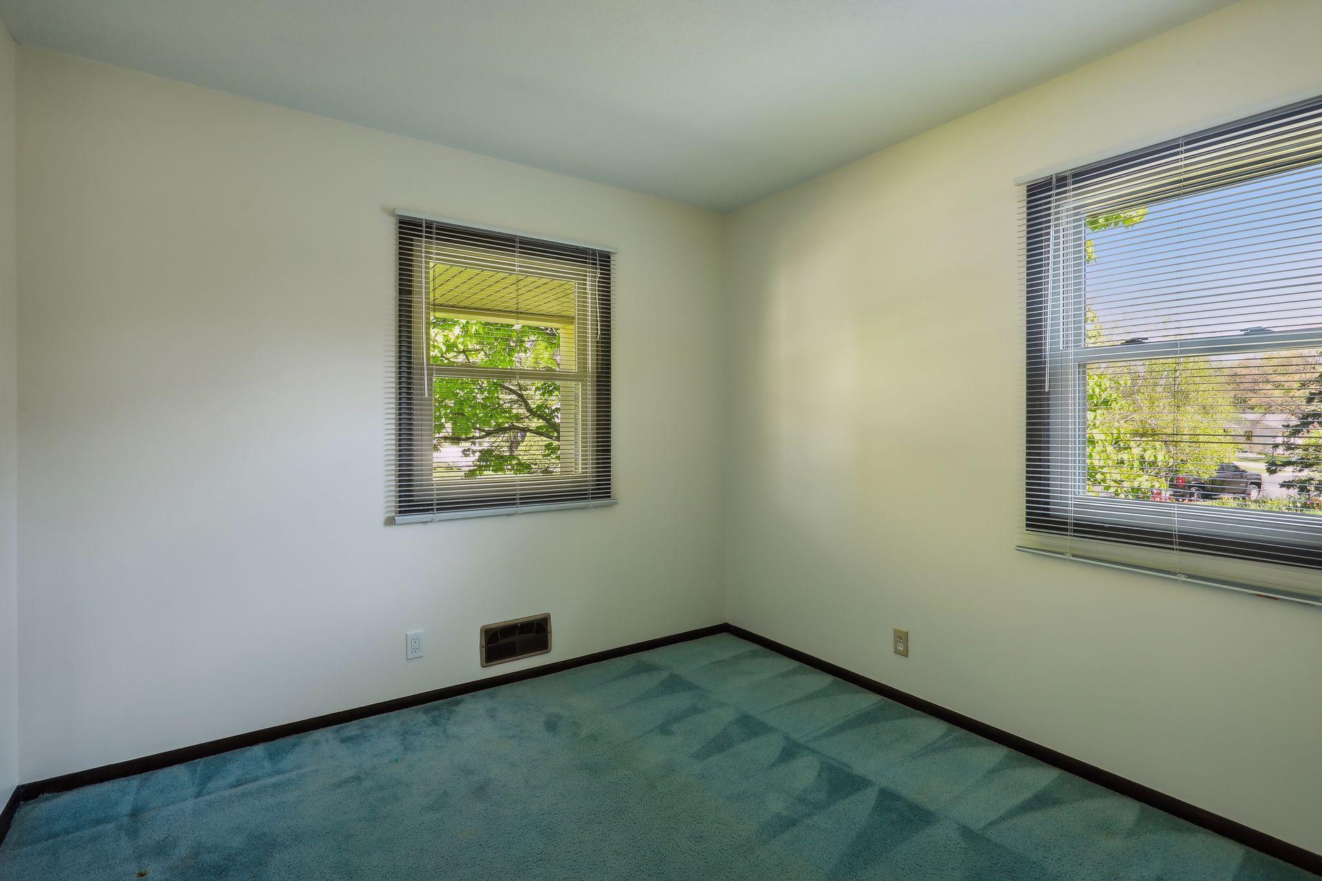 8237 Harrison Road Bloomington, MN 55437 - Photo 22 of 36