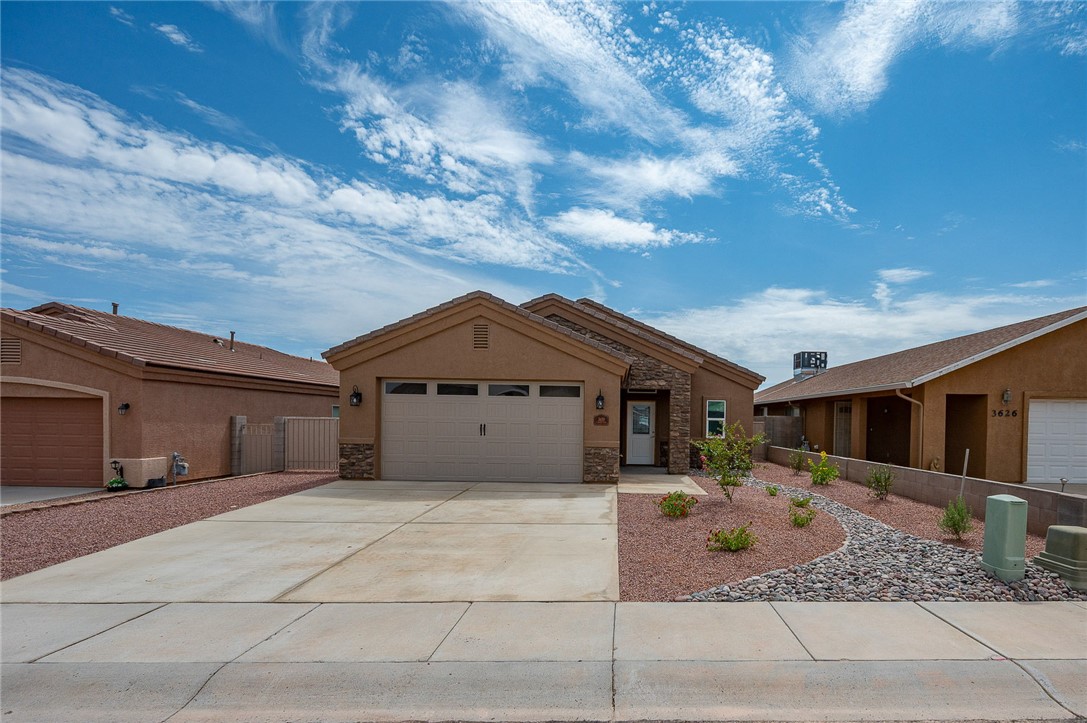 3630 North Kenneth Road Kingman, AZ 86409 - Photo 2 of 53