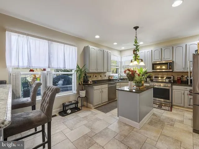 $599,900 | 501 Stockton Drive, Williamstown, NJ 08094