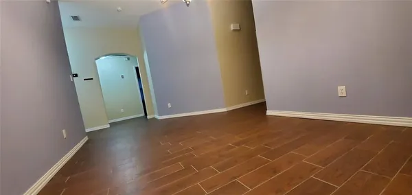 $2,295 | 204 Trenton Drive, Wylie, TX 75098