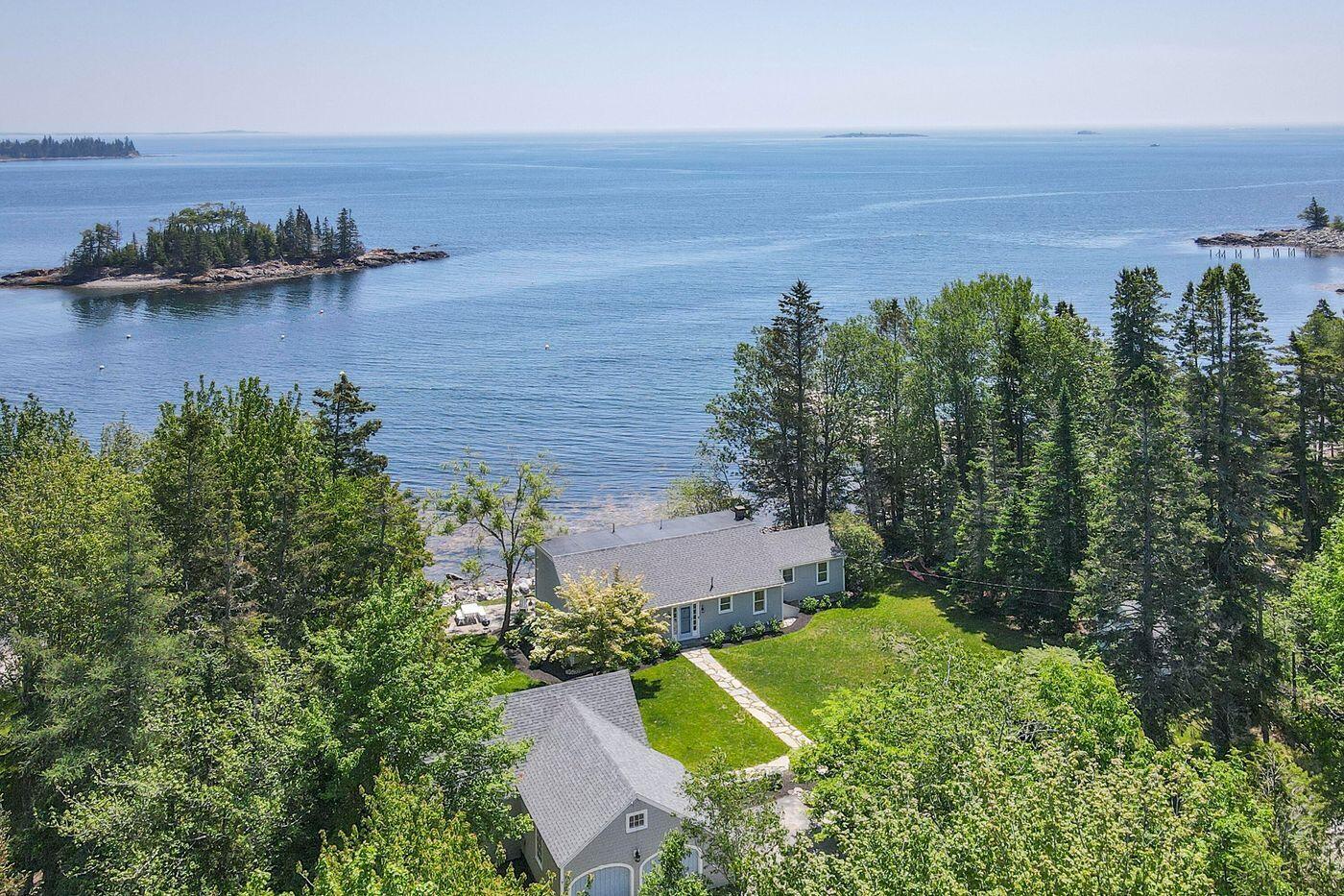 50 Ginn Point Road Owls Head, ME 04854 - Photo 1 of 1 W2-ME2843_1N