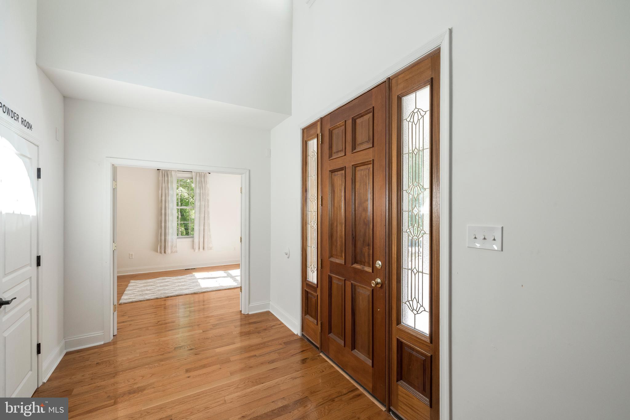 1334 Burke Road West Chester, PA 19380 - Photo 11 of 55 2 story entrance hall