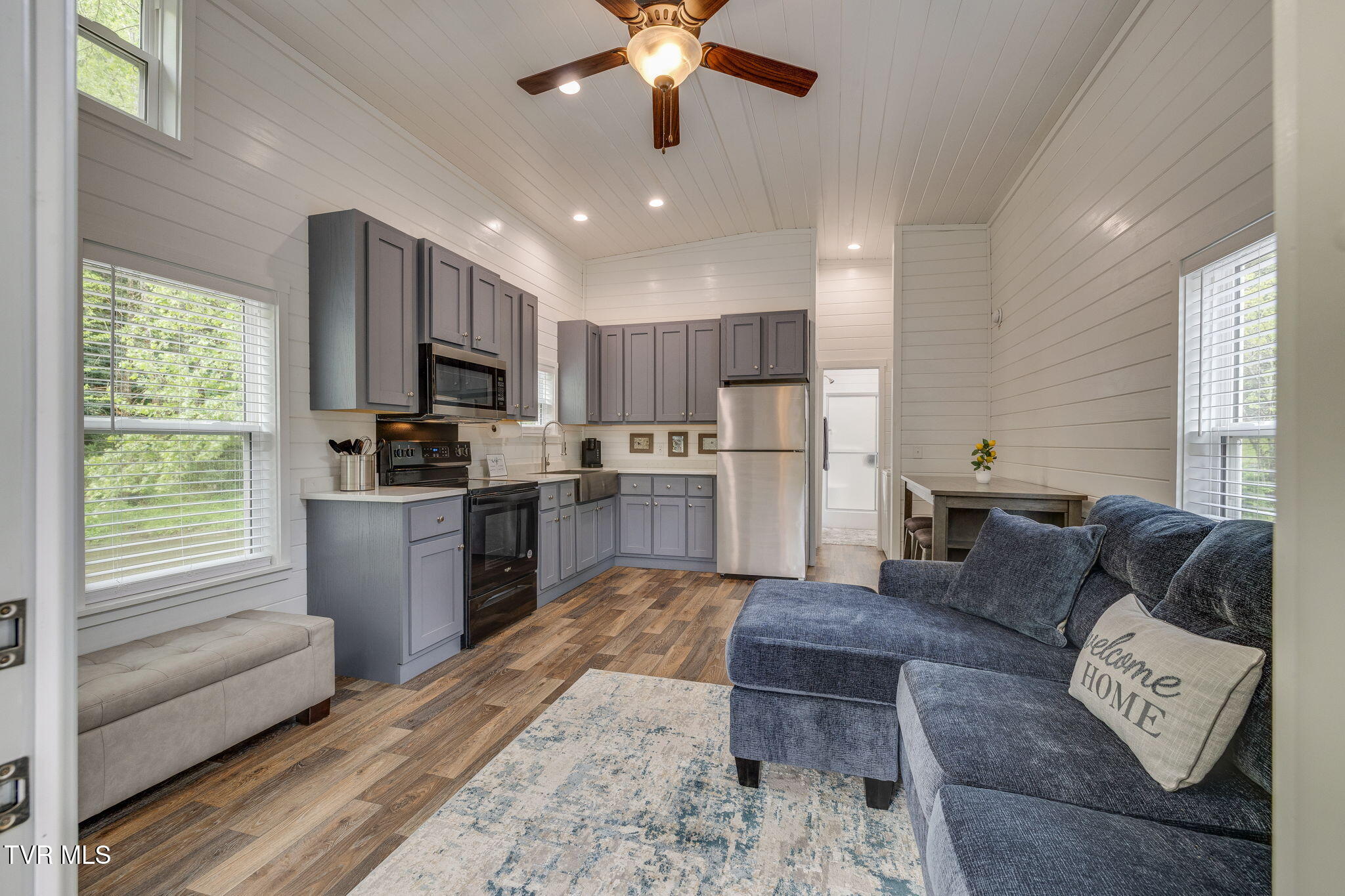 1226 Doe Creek Road, Unit 13 Butler, TN 37640 - Photo 3 of 40 006