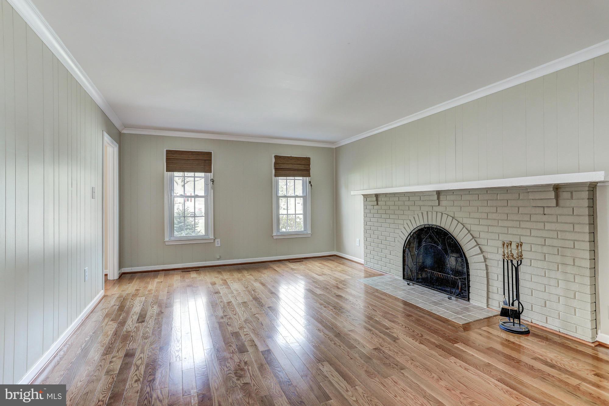 7917 St George Court Springfield, VA 22153 - Photo 12 of 30 Family Room
