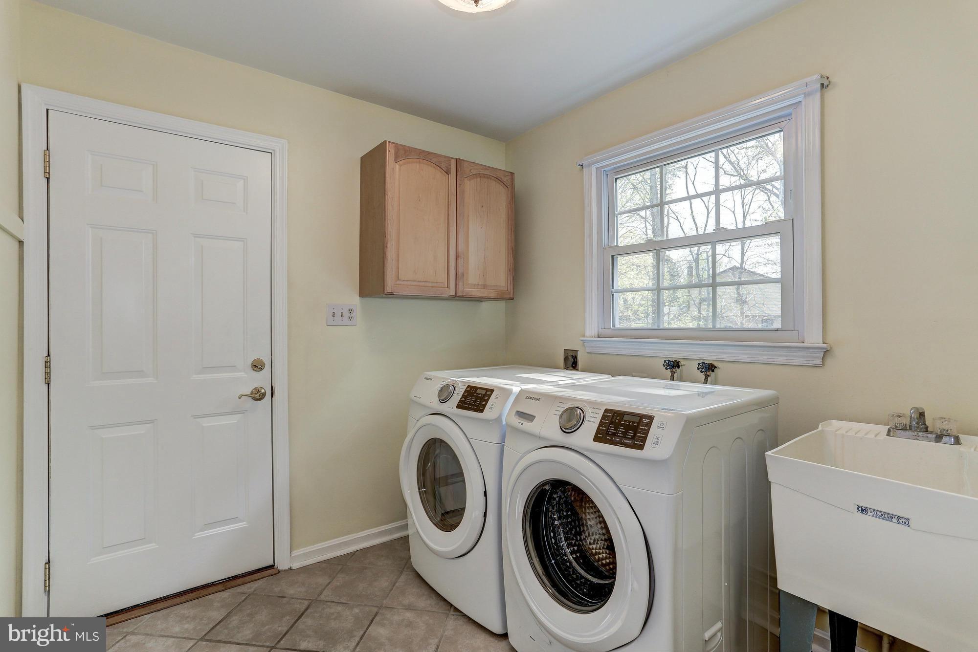7917 St George Court Springfield, VA 22153 - Photo 14 of 30 Interior (General)