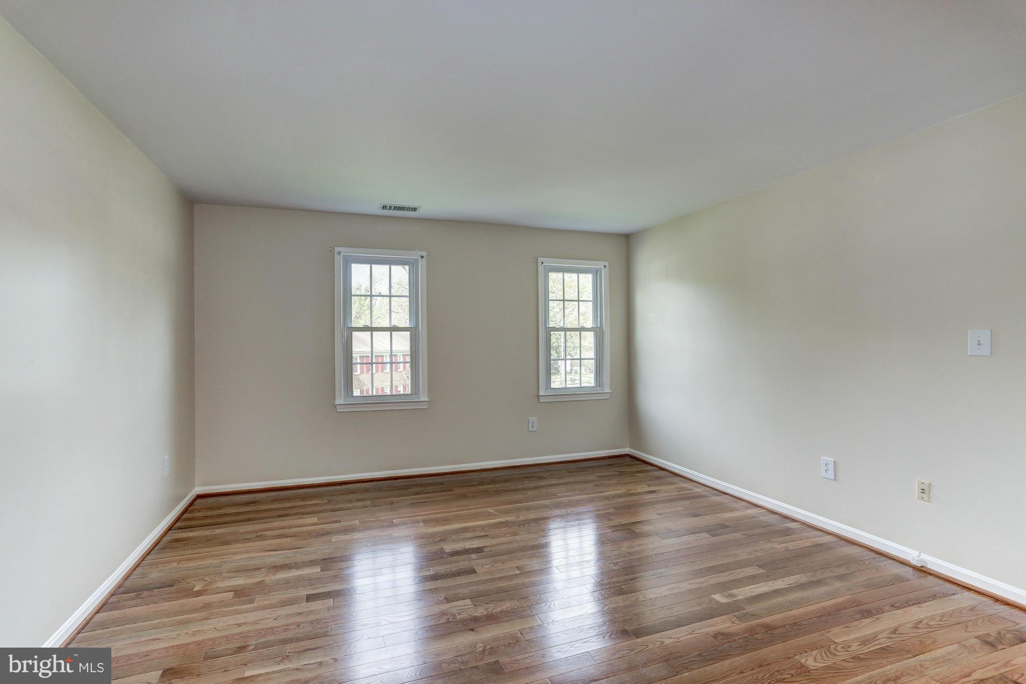 7917 St George Court Springfield, VA 22153 - Photo 15 of 30 Bedroom (Master)