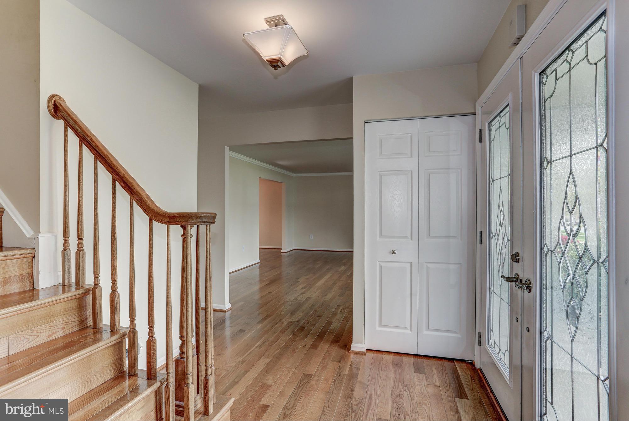 7917 St George Court Springfield, VA 22153 - Photo 4 of 30 Interior (General)