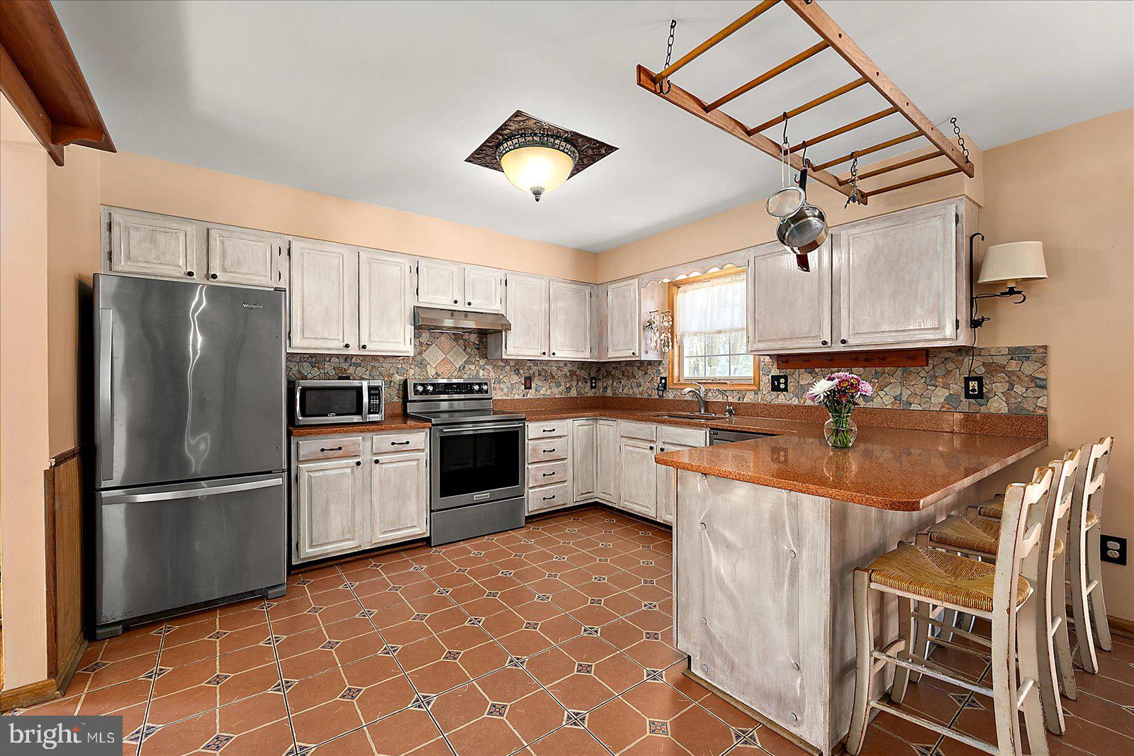 30845 Ward Road Salisbury, MD 21804 - Photo 15 of 65 Newer stainless steel appliances