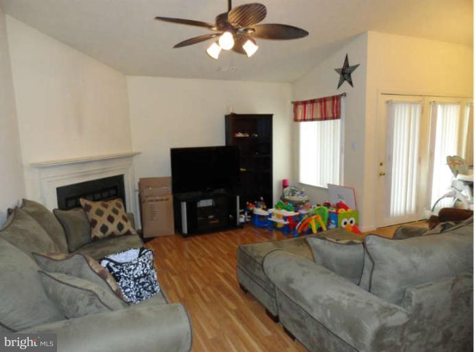 2106 Whitehall Road, Unit 2C Frederick, MD 21702 - Photo 9 of 16 Living Room