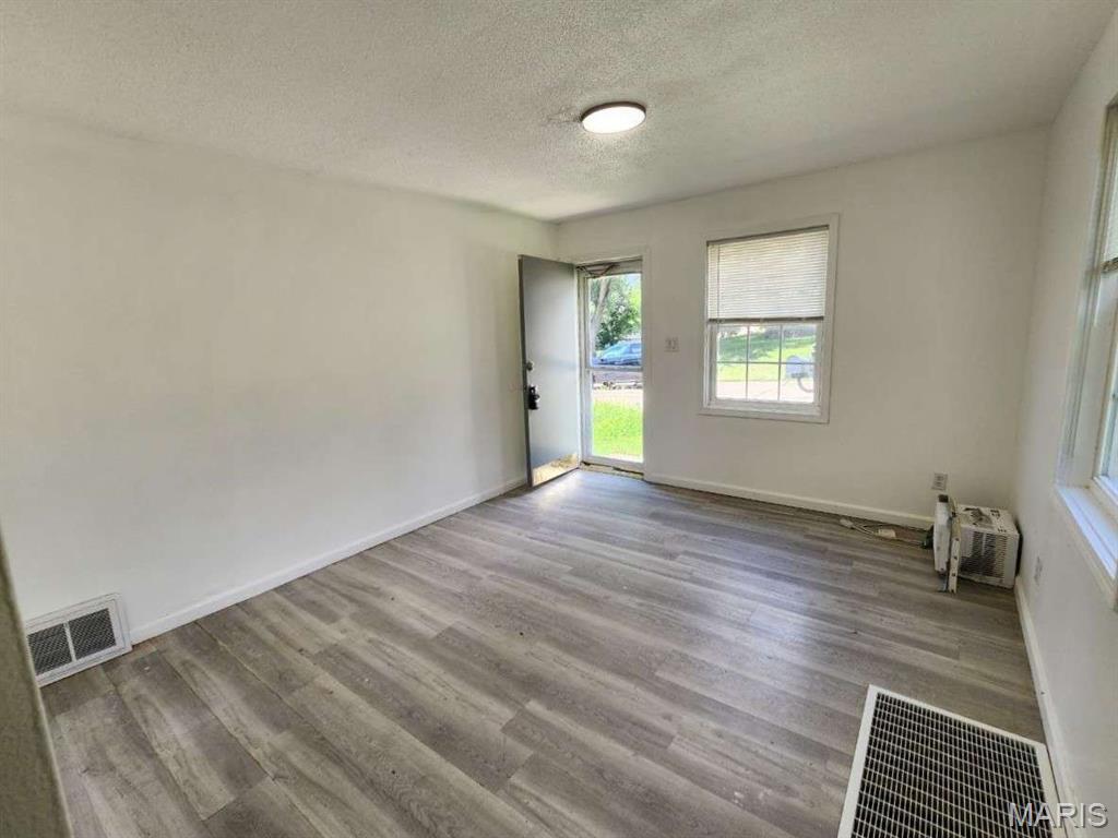 3966 Kleinschmidt Road Arnold, MO 63010 - Photo 5 of 15