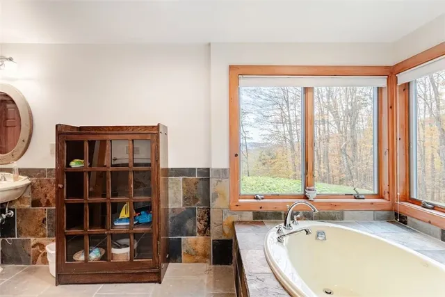 $539,000 | 171 Gary Place, Roxbury, NY 12421