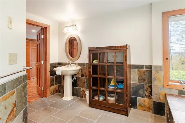 $539,000 | 171 Gary Place, Roxbury, NY 12421