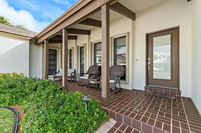 $1,195,000 | 348 River Drive, Tequesta, FL 33469