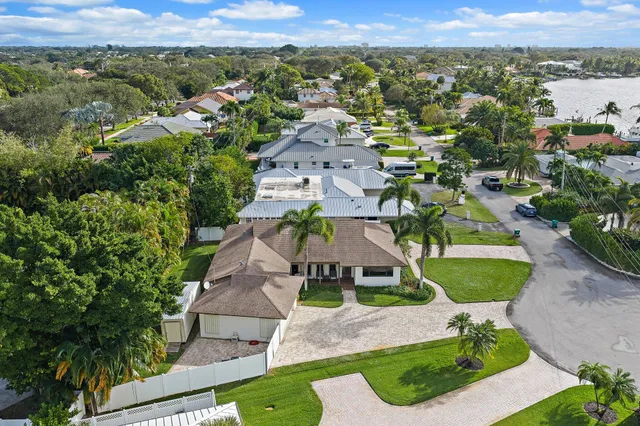 $1,195,000 | 348 River Drive, Tequesta, FL 33469