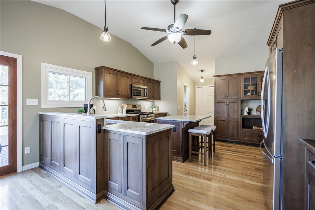 416 Thayer Road Perinton, NY 14450 - Photo 7 of 34