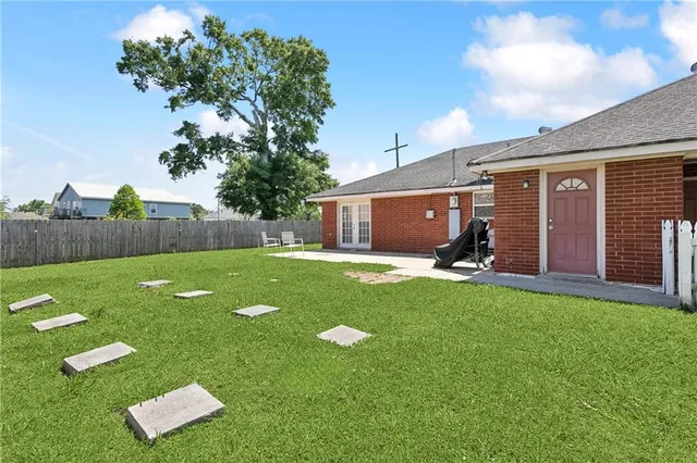 $235,000 | 2433 Congressman Hebert Drive, Chalmette, LA 70043