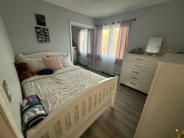 $379,900 | 147 Sprucedale Drive, Waterbury, CT 06706