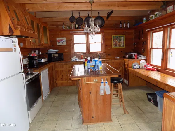 $749,000 | 185 Lovin Road, Rogersville, TN 37857