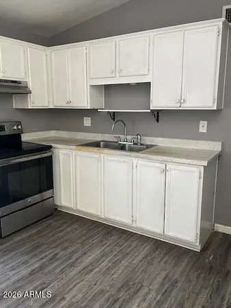 $1,399 | 3351 North 69th Drive, Unit 41, Phoenix, AZ 85033