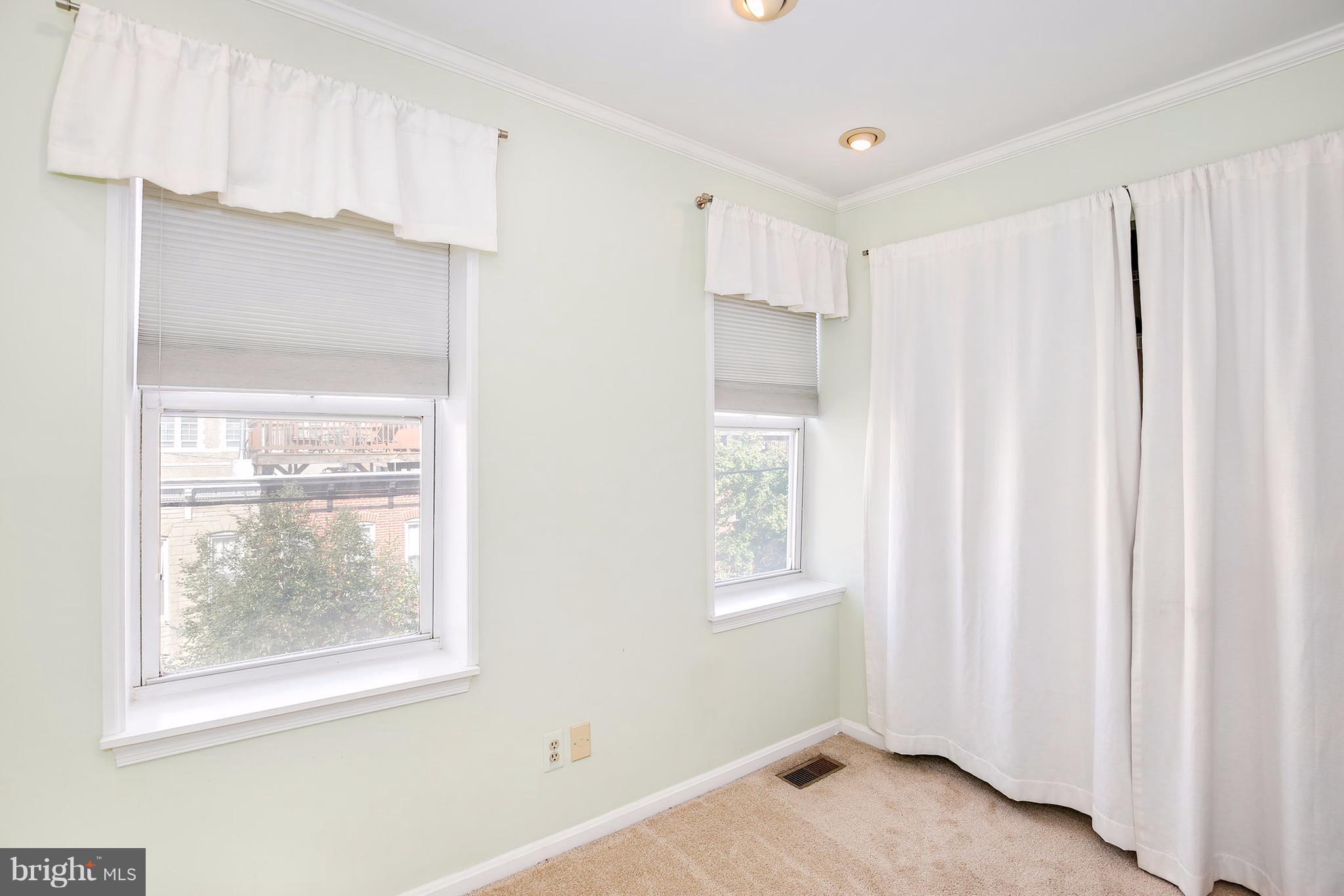 1267 Riverside Avenue Baltimore, MD 21230 - Photo 22 of 30 Bedroom