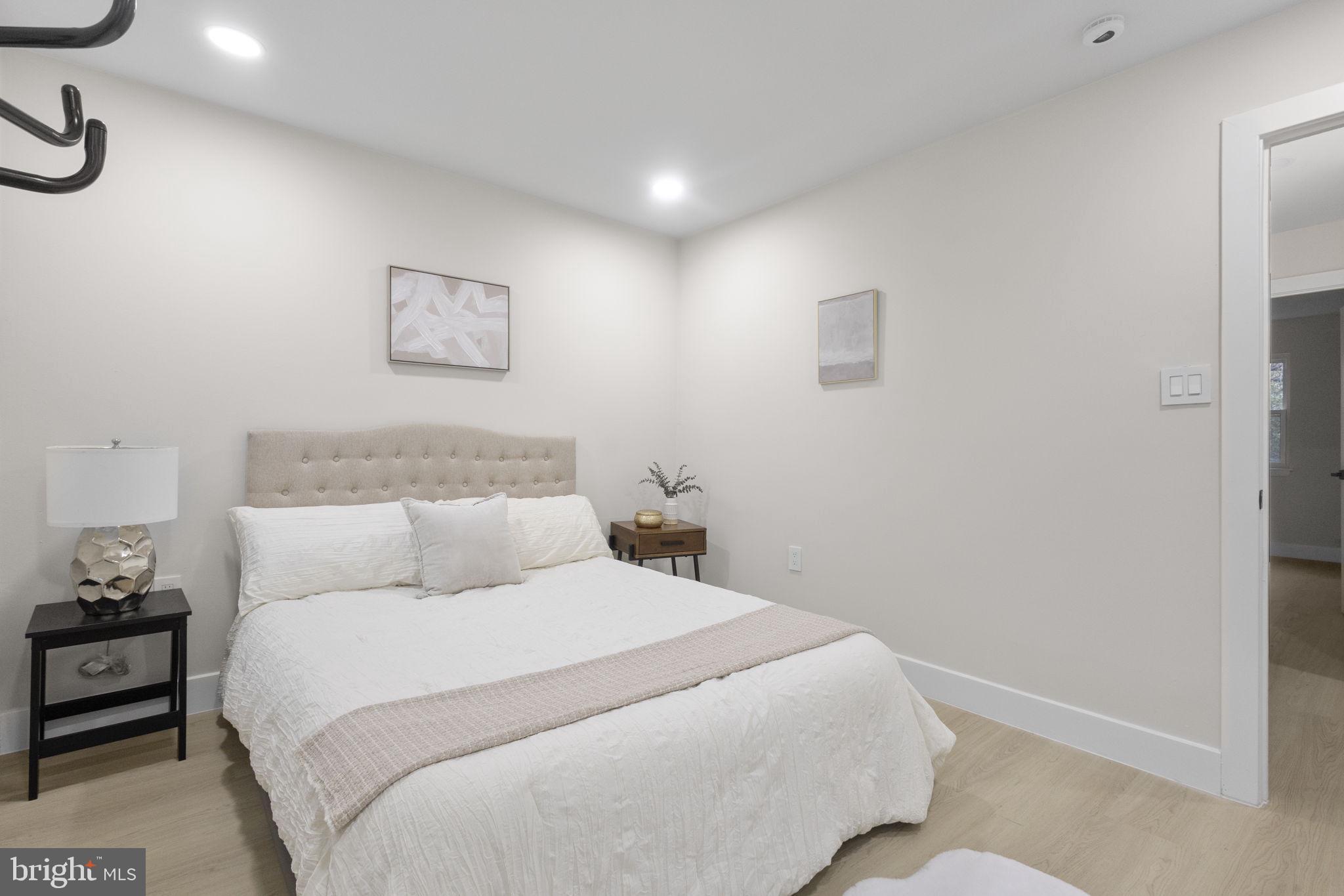 8225 Parham Court Severn, MD 21144 - Photo 15 of 28 Primary Bedroom
