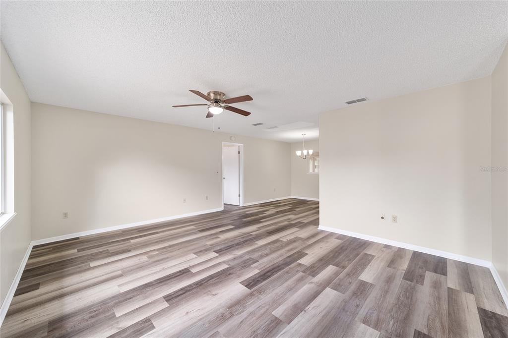 11153 Southwest 79th Avenue Ocala, FL 34476 - Photo 5 of 42