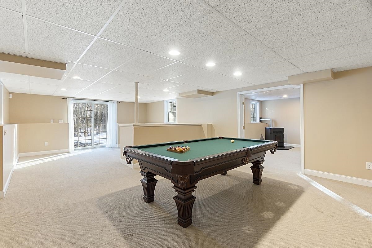 7 Ludlow Road Windham, NH 03087 - Photo 29 of 35