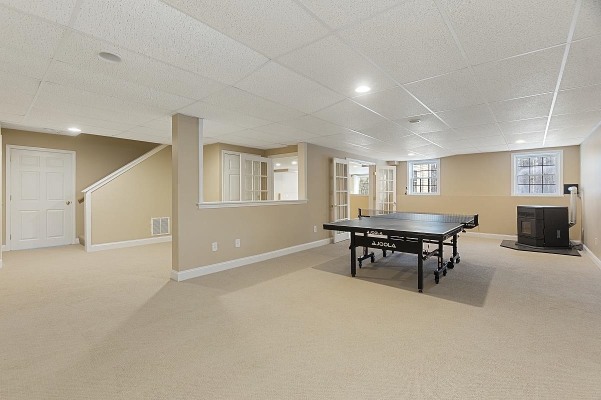 7 Ludlow Road Windham, NH 03087 - Photo 30 of 35