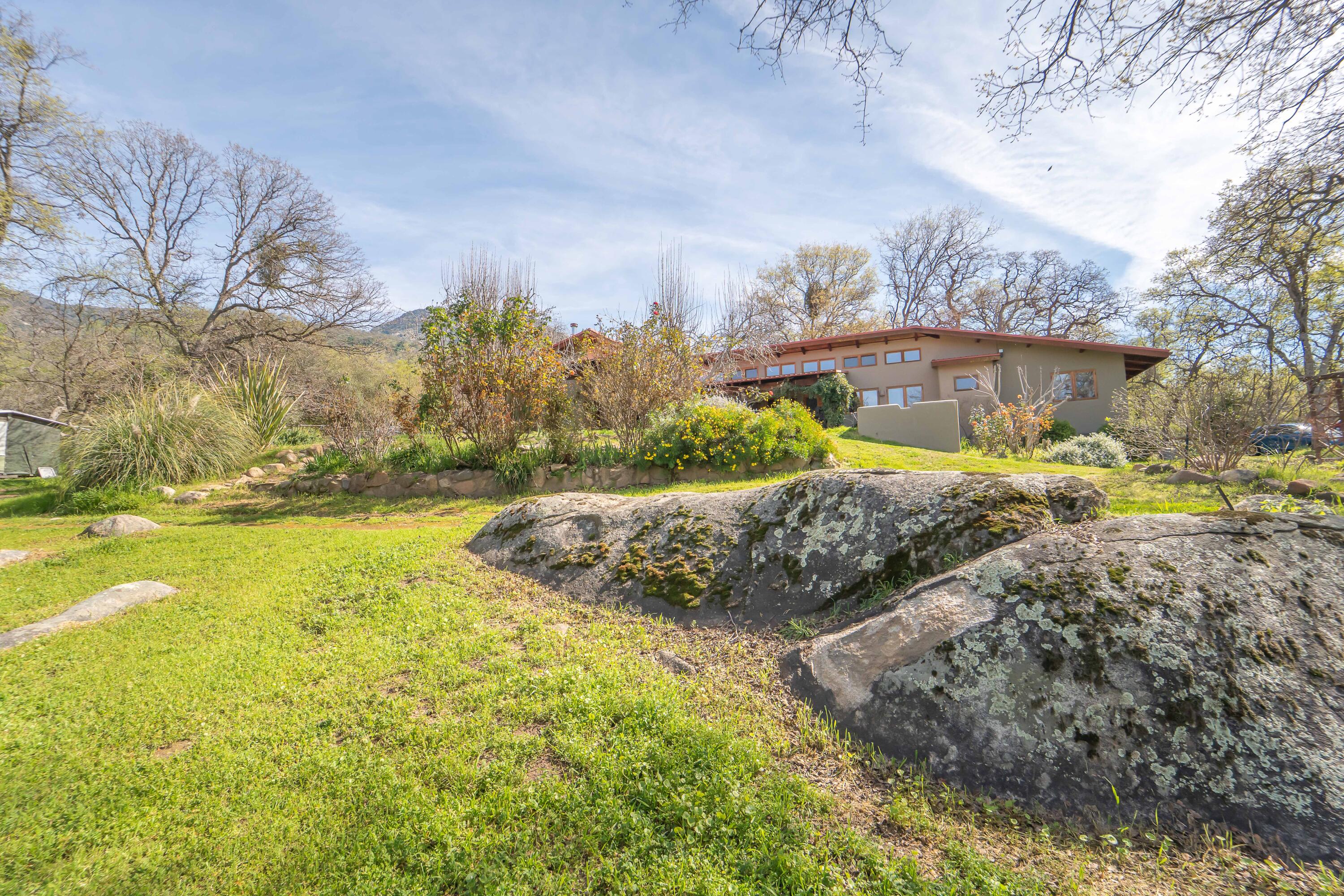 44294 Sequoia Oaks Drive Three Rivers, CA 93271 - Photo 56 of 118 -