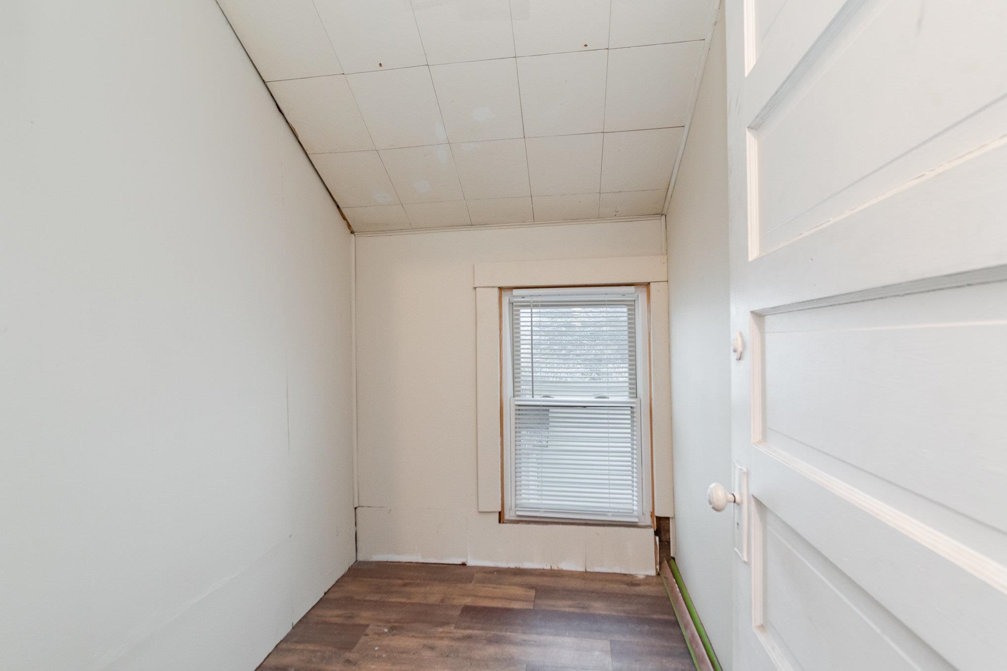 1007 Fitzhugh Street Bay City, MI 48708 - Photo 12 of 22 Gallery Image 12