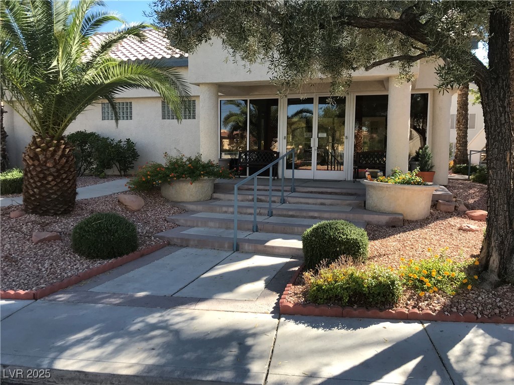 3425 East Russell Road, Unit 170 Las Vegas, NV 89120 - Photo 4 of 13 Community Clubhouse with workout facilities.