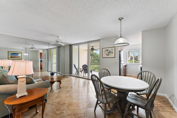 $395,000 | 353 Highway 1, Unit C203, Jupiter, FL 33477