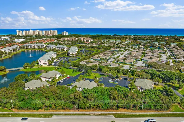 $395,000 | 353 Highway 1, Unit C203, Jupiter, FL 33477