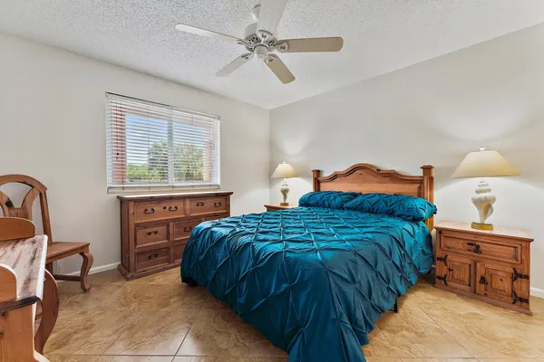 $395,000 | 353 Highway 1, Unit C203, Jupiter, FL 33477