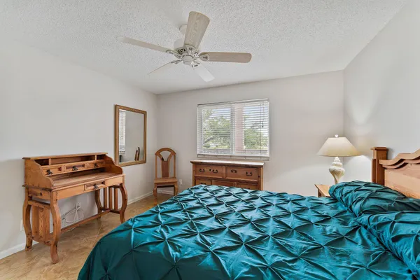 $395,000 | 353 Highway 1, Unit C203, Jupiter, FL 33477