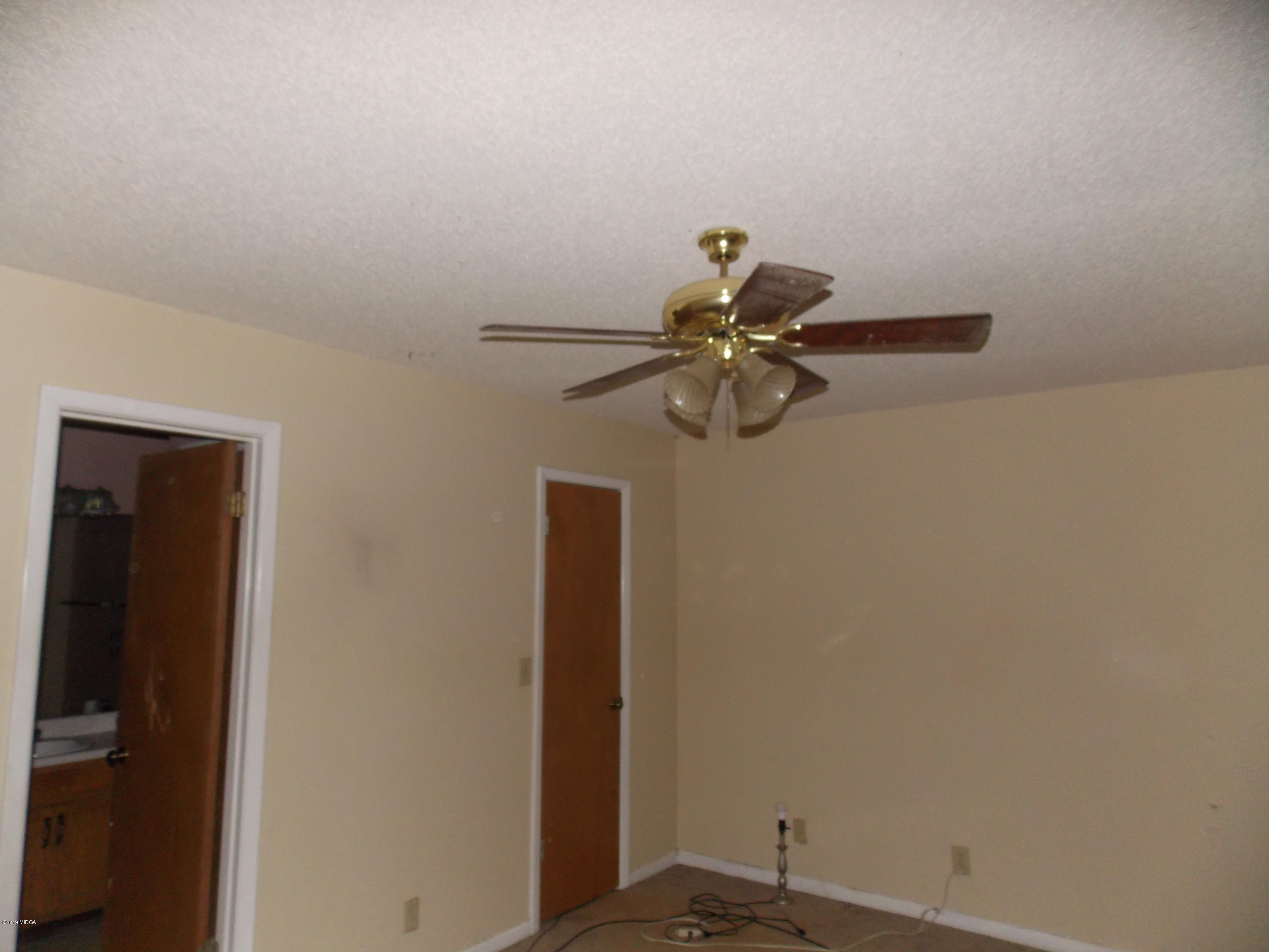 1159 Ridgeview Circle Macon, GA 31220 - Photo 5 of 12 a view of a small space