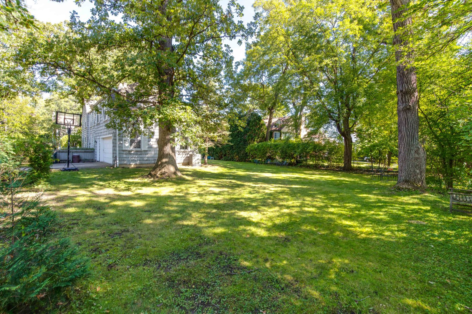 620 Spruce Street Winnetka, IL 60093 - Photo 25 of 26 a view of a trees in a yard
