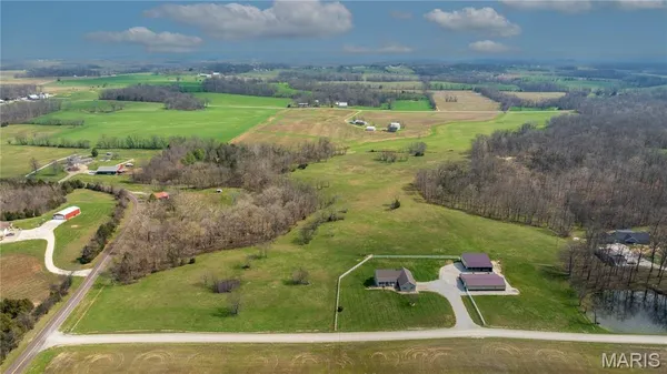 $849,000 | 97 Pcr 522, Perryville, MO 63775